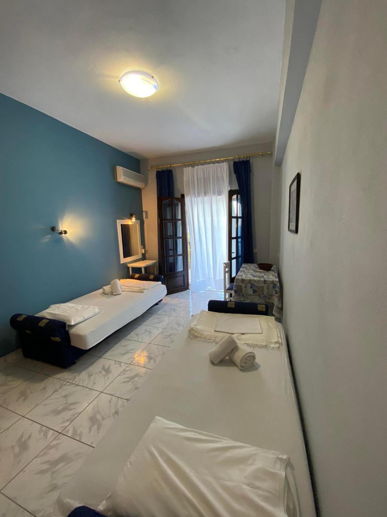 Karaoulanis Aparthotel 2*