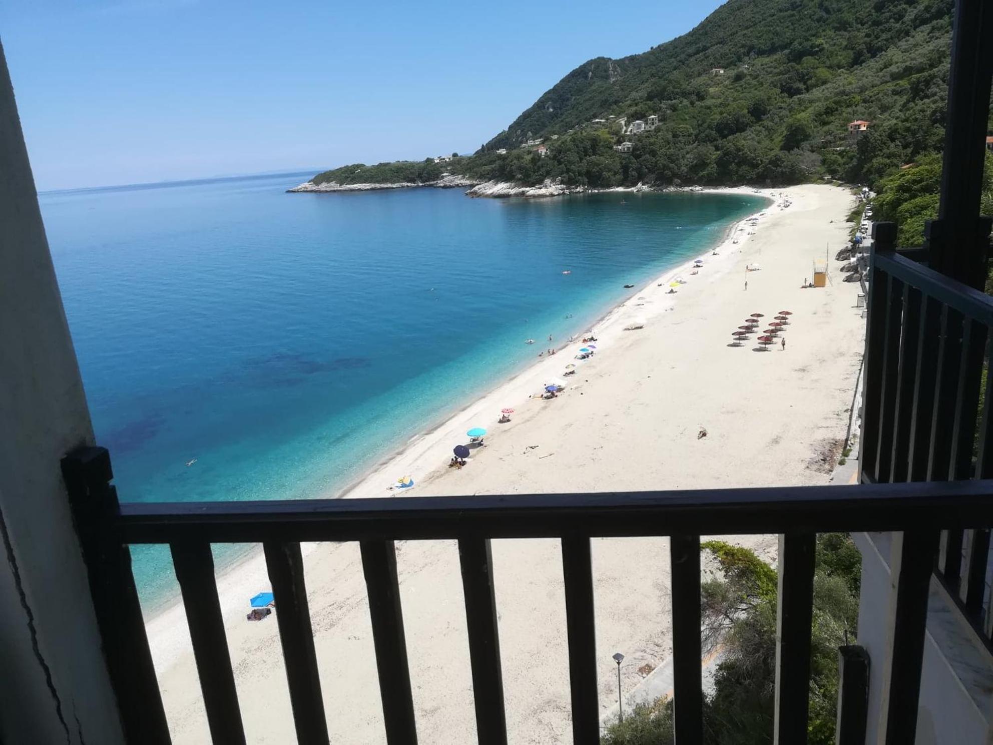 Aparthotel Karaoulanis