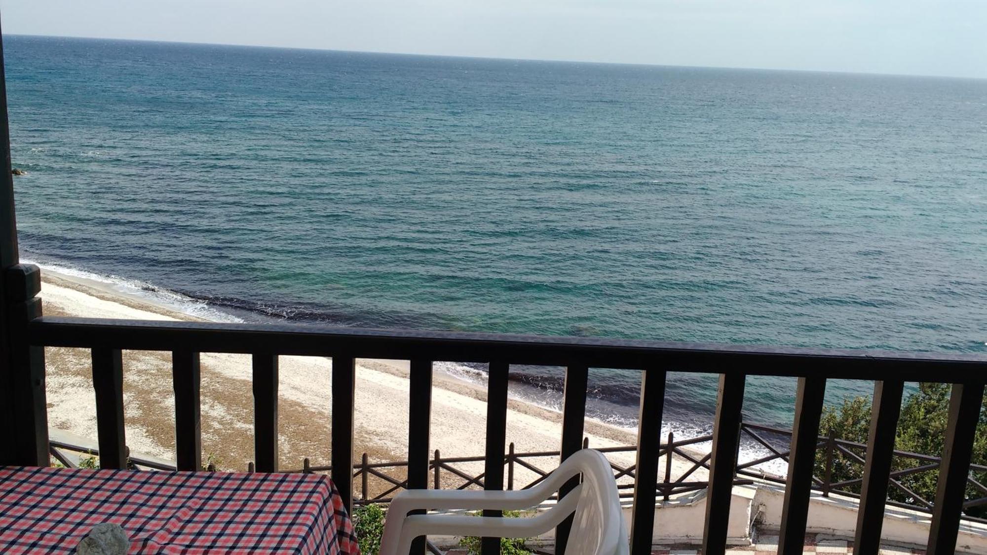 Aparthotel Karaoulanis