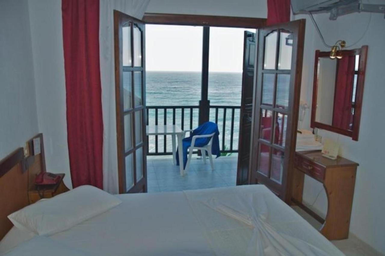 Karaoulanis Apartahotel