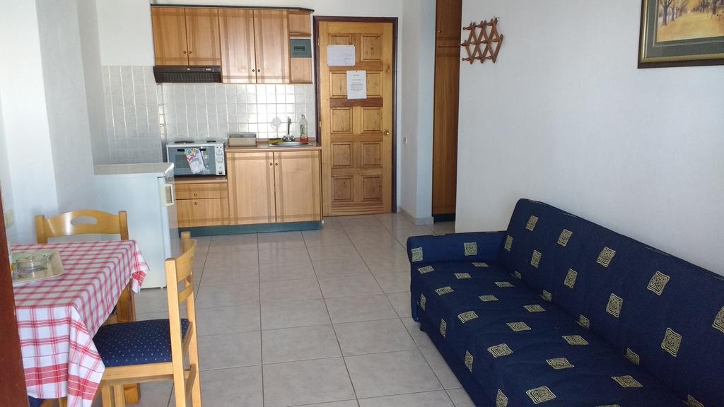 Apartahotel Karaoulanis Agios Ioannis (Thessaly)